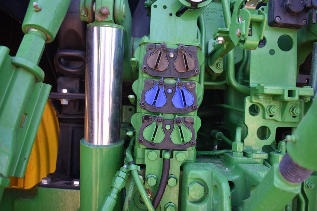 2017 John Deere 6175R MFWD tractor