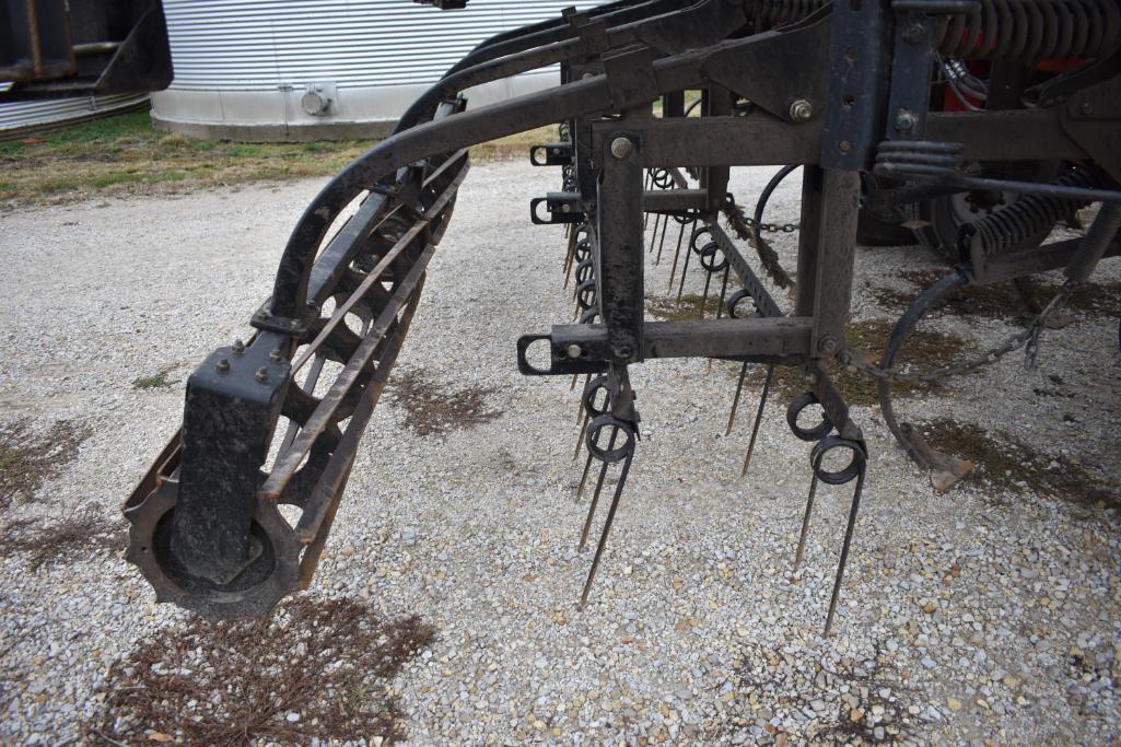 Case IH 200 Tiger-Mate 44 1/2' field cultivator