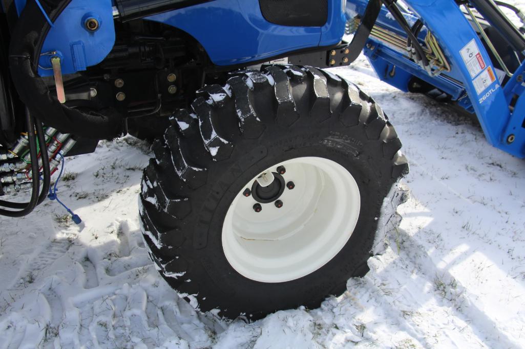 2016 New Holland Boomer 55 MFWD tractor