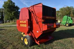 New Holland 688 round baler