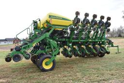 2014 John Deere 1790 CCS 16/31 planter