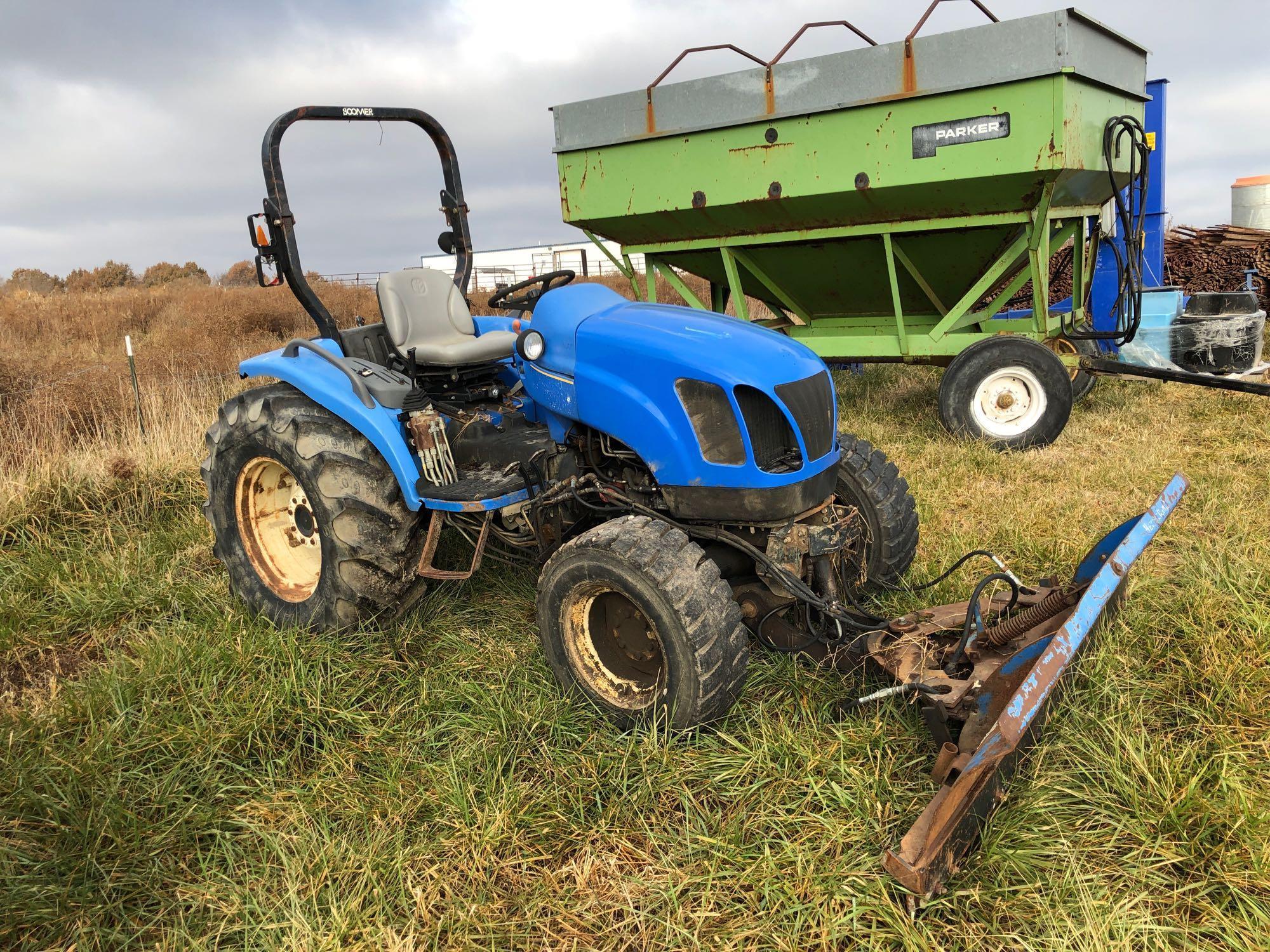 New Holland TC40 MFWD compact utility tractor