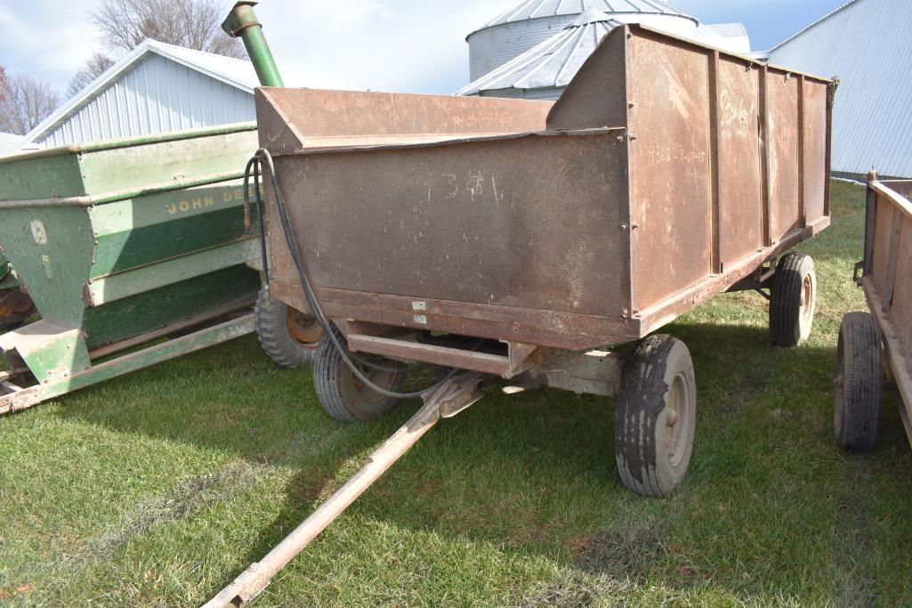 Stanhoist barge wagon with hoist