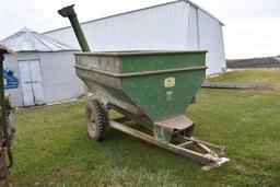 John Deere 68 auger wagon