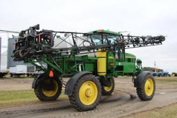 1998 John Deere 4700 self-propelled sprayer