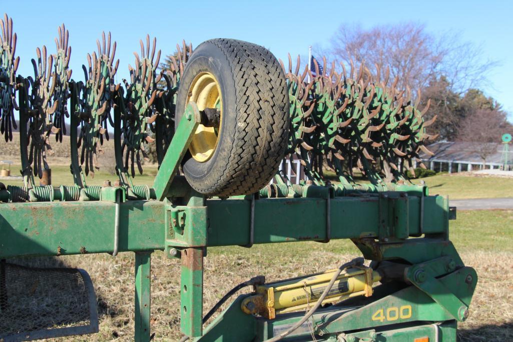 John Deere 400 30' rotary hoe