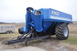 Kinze 1100 grain cart