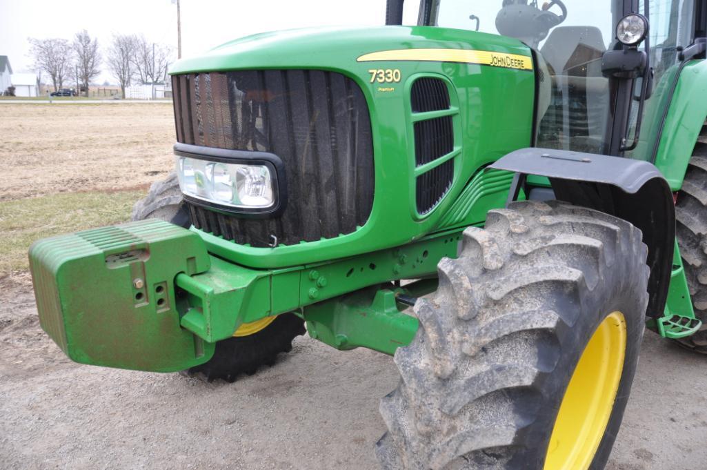 2011 John Deere 7330 Premium MFWD tractor