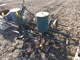 2-row 3-pt. planter