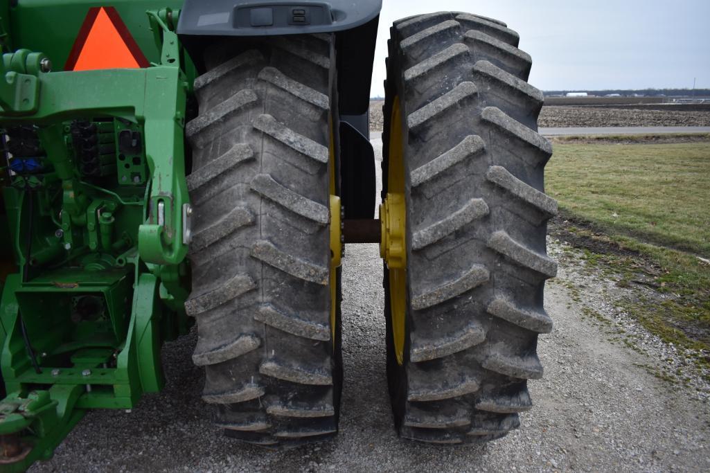 2011 John Deere 8235R MFWD tractor