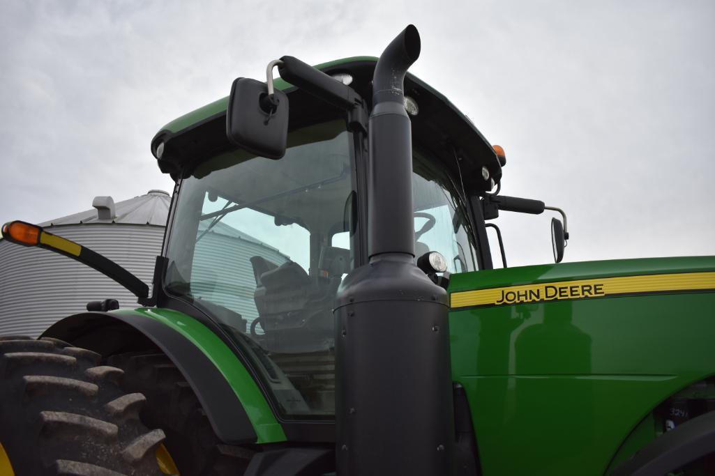 2011 John Deere 8235R MFWD tractor