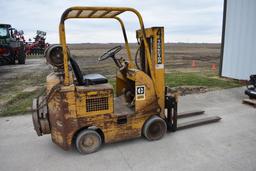 Caterpillar 422S 3,000 lb. LP forklift