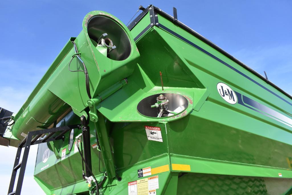 2016 J&M 875-18 grain cart