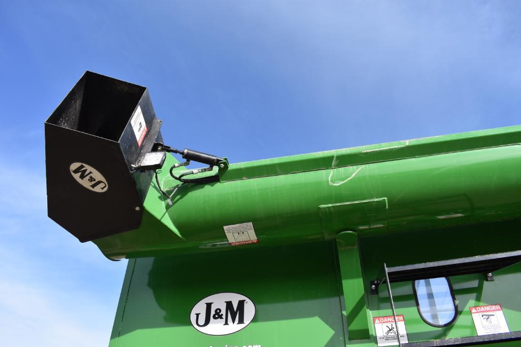 2016 J&M 875-18 grain cart