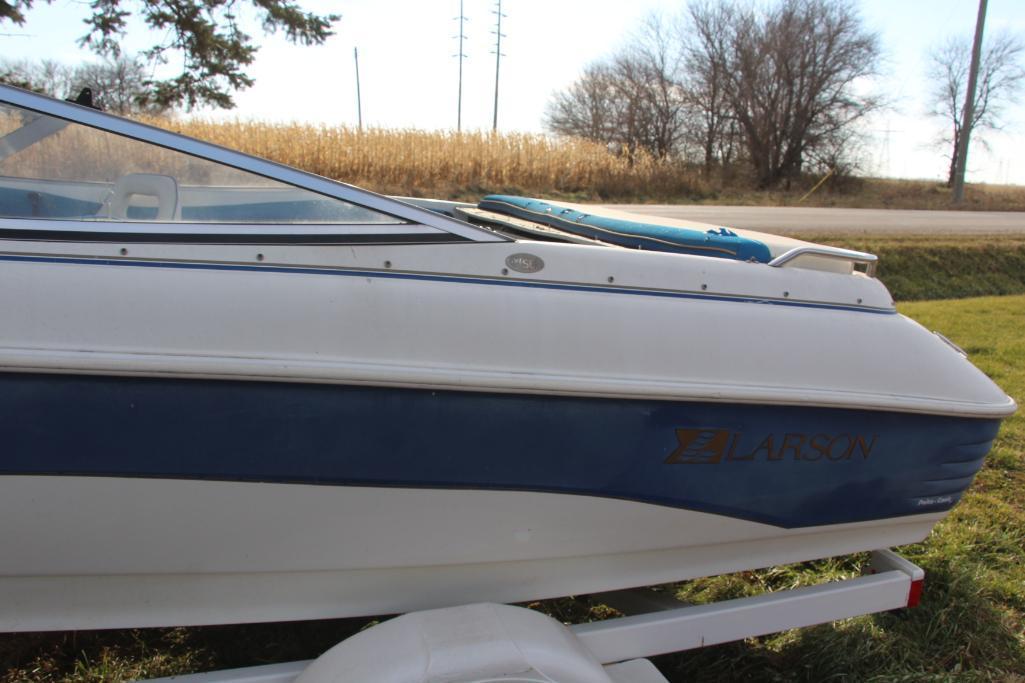 1994 Larson 194 SEi open bow boat