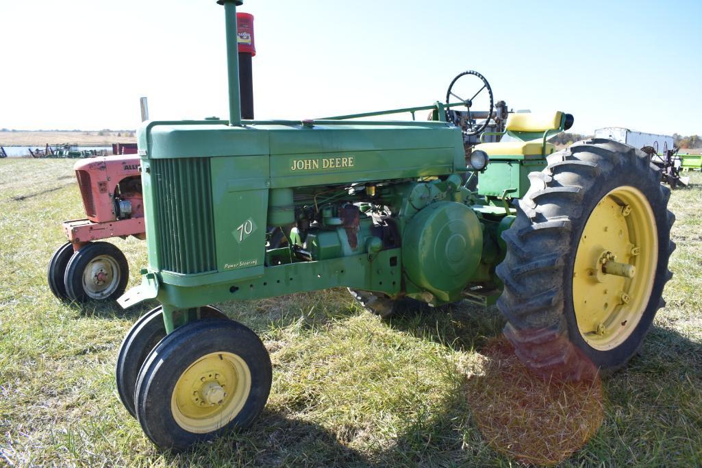 John Deere 70