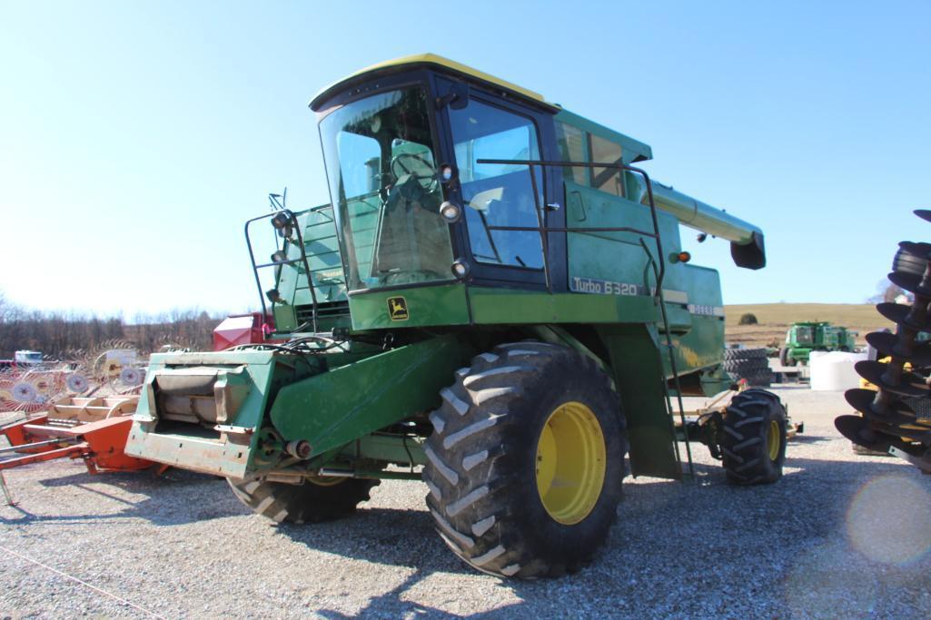 John Deere 6620 4wd combine