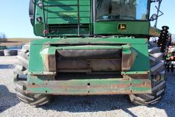 John Deere 6620 4wd combine