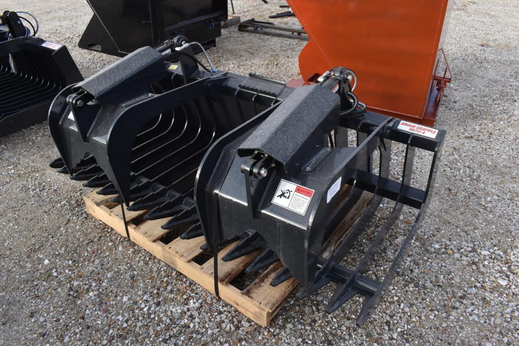 Stout HD72-4 brush grapple bucket for skid loader