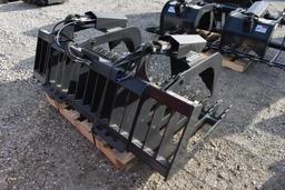 Stout HD72-4 brush grapple bucket for skid loader