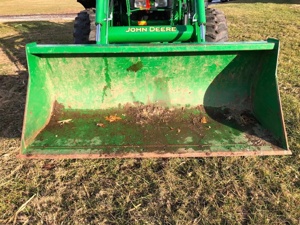 2011 John Deere 6115D MFWD tractor