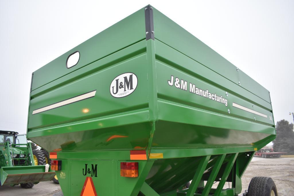J&M 540 gravity wagon