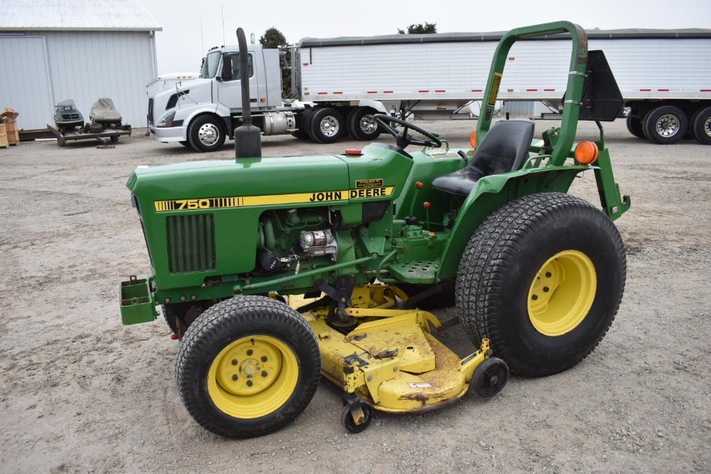 John Deere 750 2wd compact tractor