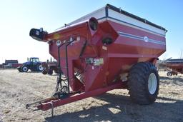 J&M 825-14 grain cart