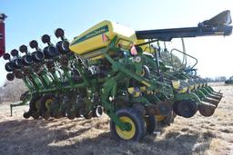 2008 John Deere 1790 16/32 planter