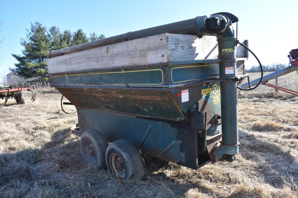 Grain-O-Vator feed wagon