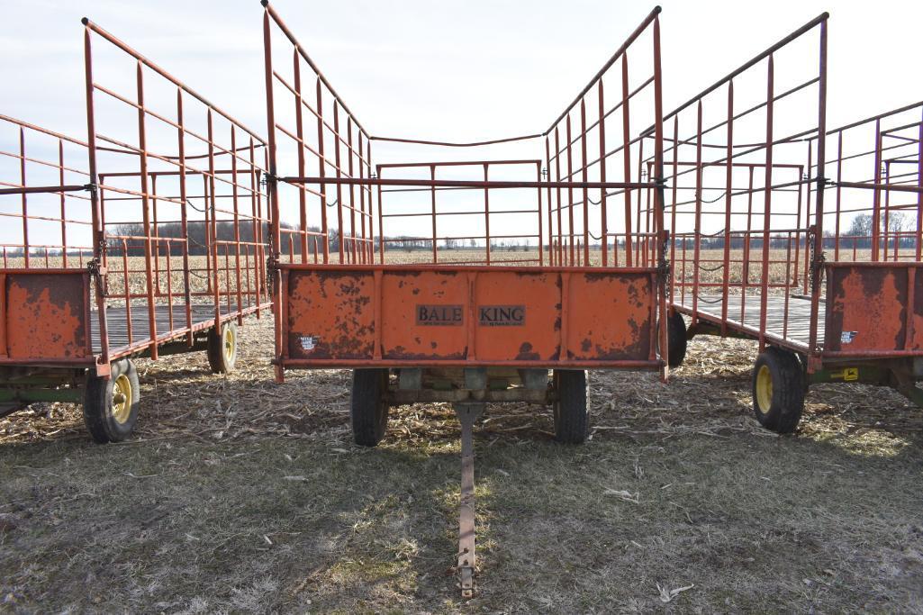 United Farm Tools 18' kicker wagon