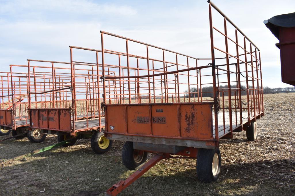 United Farm Tools 18' kicker wagon