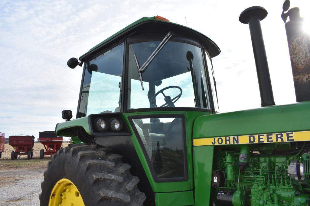 1978 John Deere 4440 2wd tractor