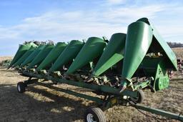 1997 John Deere 893 8 row 30" corn head