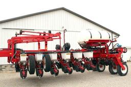 2014 White 9800 16 row 30" planter