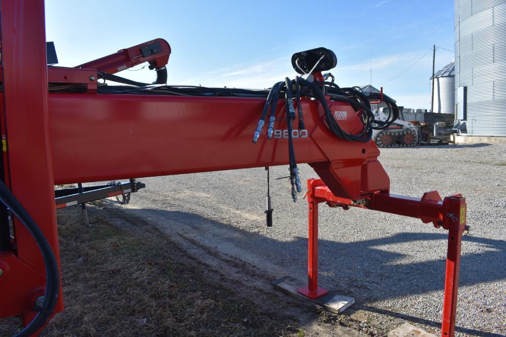 2014 White 9800 16 row 30" planter