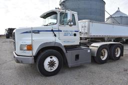 1995 Ford Aeromax L9000 day cab semi