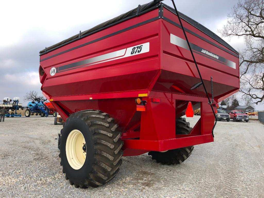 J&M 875 grain cart