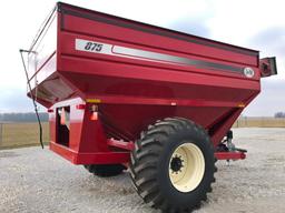 J&M 875 grain cart