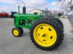 John Deere 60 antique tractor