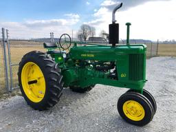 John Deere 60 antique tractor