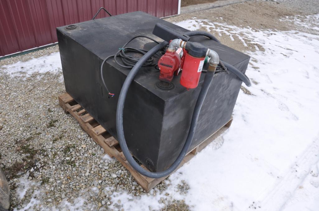 Fuel transfer tank w/12V pump