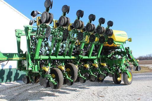 2015 John Deere 1795