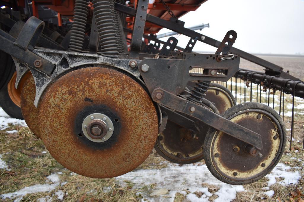 Tye 114-H330 20' drill on no-till caddy