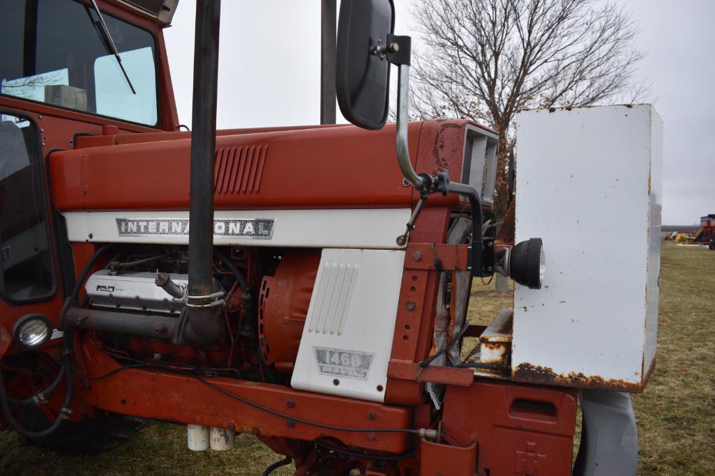 1974 IH 1468 V8 tractor