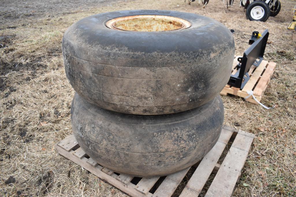 (2) 50x20/20 tires and wheels