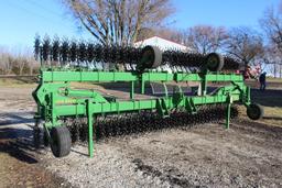 John Deere 400 40' rotary hoe