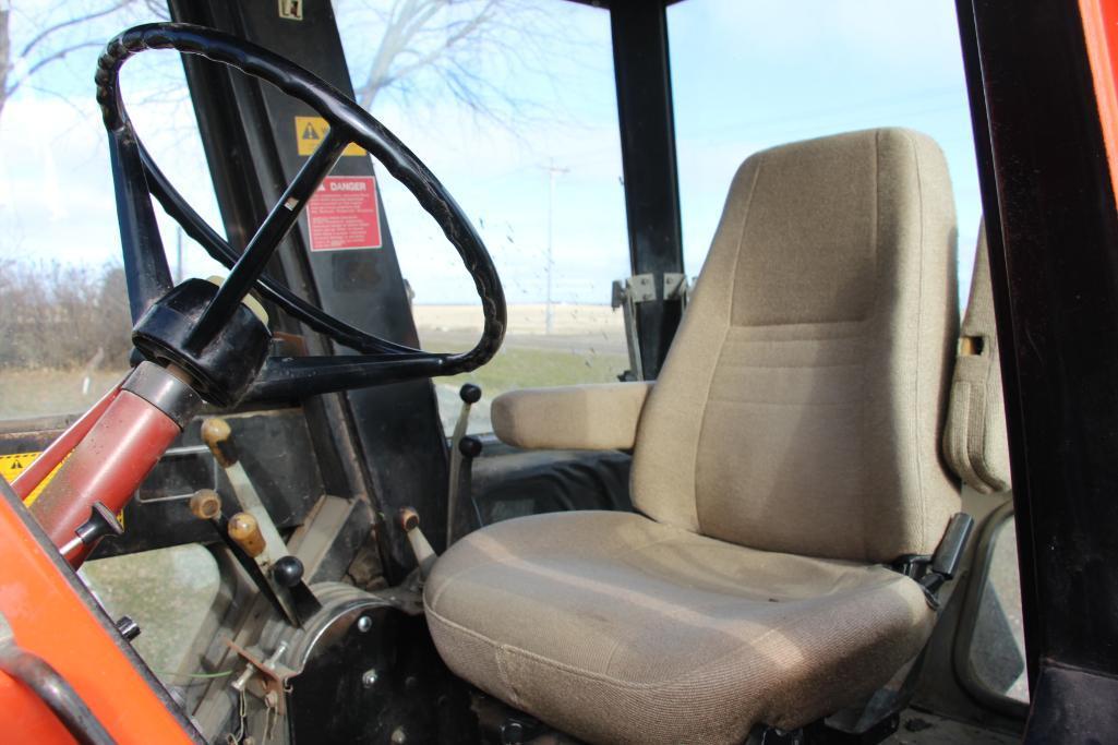 Allis-Chalmers 7000 2wd tractor