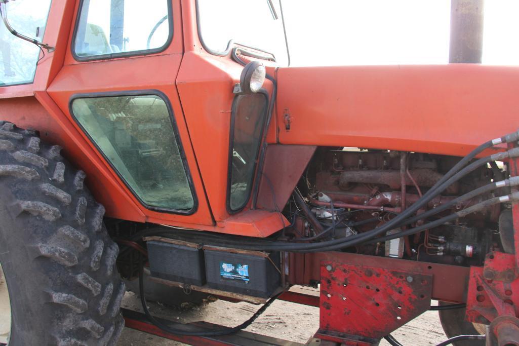 Allis-Chalmers 7000 2wd tractor