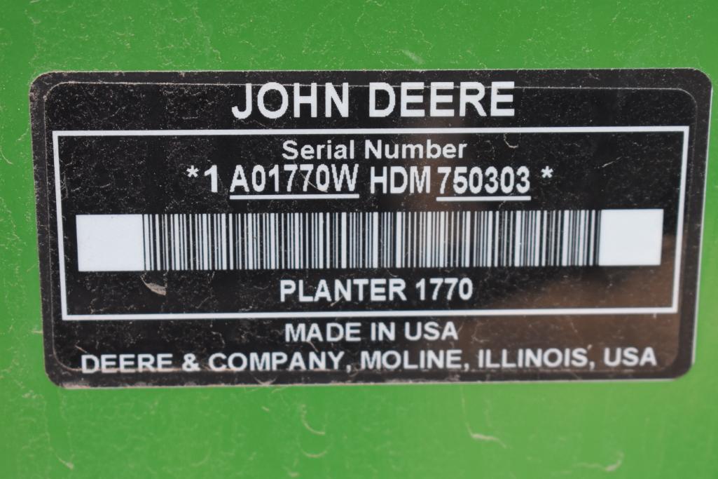 2013 John Deere 1770NT 12 row 30" planter